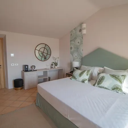 Borgo Smeraldo Hotel 4*