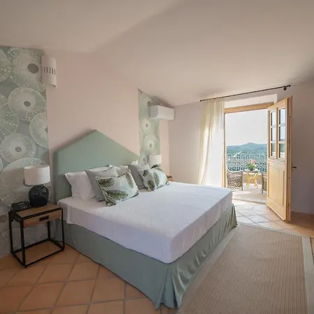 Borgo Smeraldo מלון