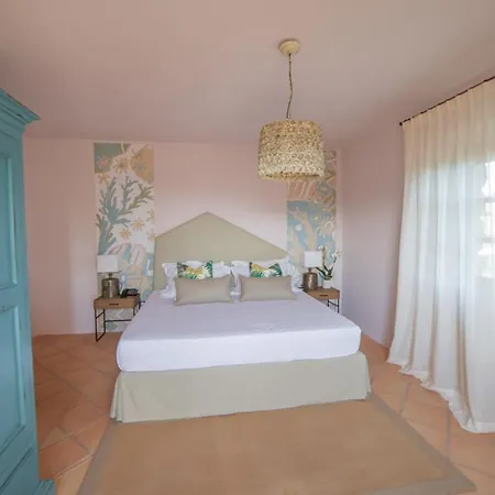 Borgo Smeraldo Otel