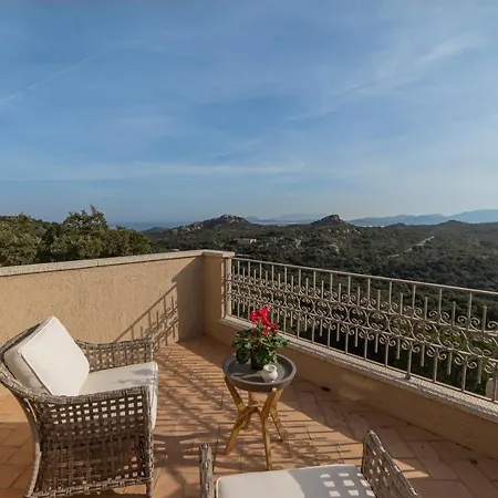 Borgo Smeraldo Hotel 4*