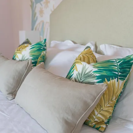 Borgo Smeraldo Hotel