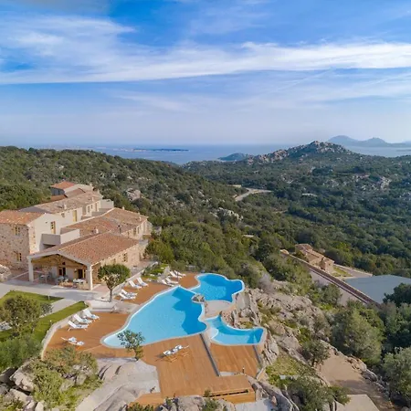 Borgo Smeraldo 4* Arzachena