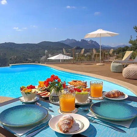 Hotel Borgo Smeraldo 4*