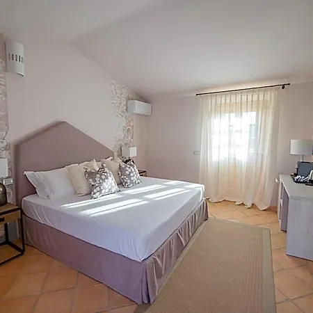 Borgo Smeraldo 4* ארזח'ינה