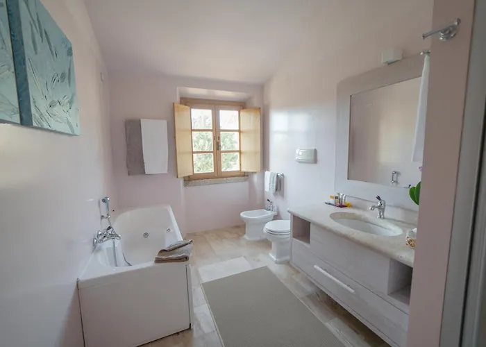 Borgo Smeraldo فندق أرتْساكينا