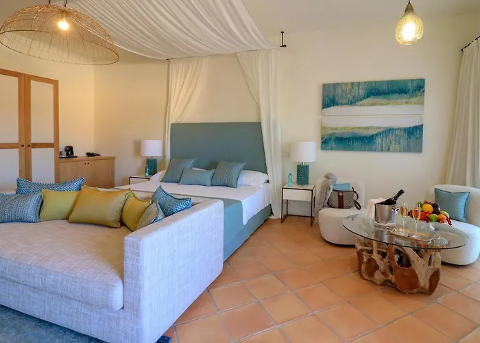 Borgo Smeraldo فندق أرتْساكينا