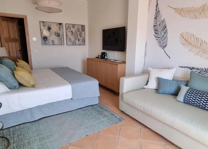 Borgo Smeraldo أرتْساكينا